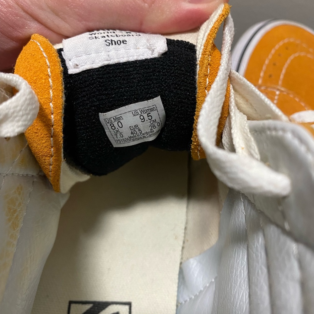 HIGH TOP VANS - Picture 2 of 5